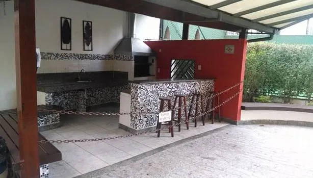 Condomínio Queen Evellen Cambuci em São Paulo