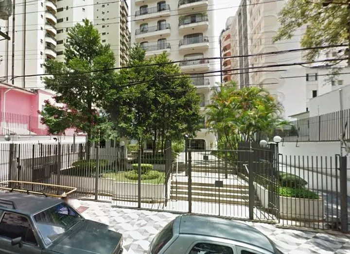 Condomínio Renata Moema em São Paulo