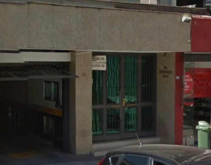 Condomínio Rodrigues Dias Itaim em São Paulo
