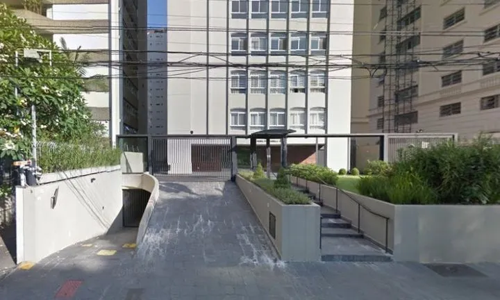 Condomínio Rosa Passarelli Jardim Europa em São Paulo