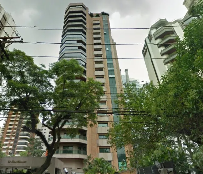 Condomínio Saint Hilaire Le Grand Ibirapuera em São Paulo