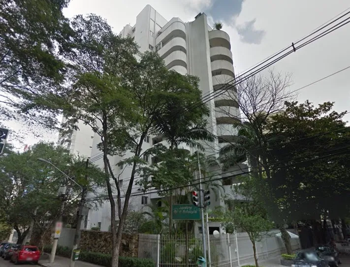 Condomínio Saint Jacques Vila Nova Conceição em São Paulo