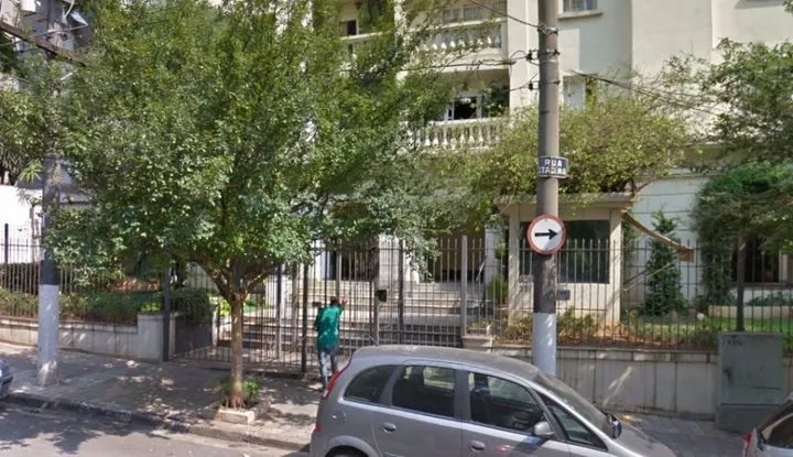 Condomínio Solar Das Petúnias Itaim em São Paulo
