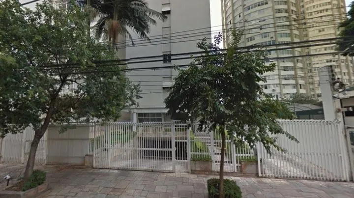 Condomínio Três Palmeiras Jardim Europa em São Paulo