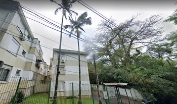 Condomínio Antônio Carlos Tibiriçá em Porto Alegre