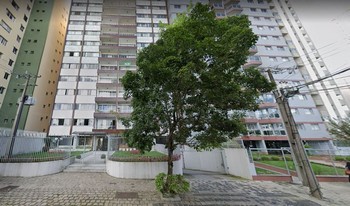Condomínio Ccondomínio Edifício Jardim em Curitiba