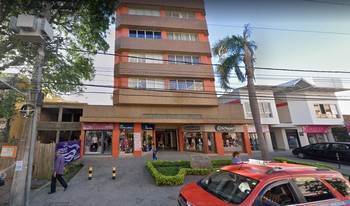 Condomínio Centro Comercial Don Francisco em Porto Alegre