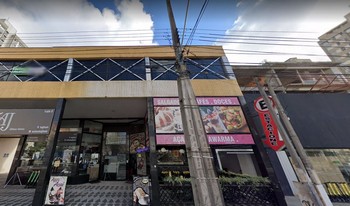 Condomínio Centro Empresarial Francisco Strobel em Curitiba