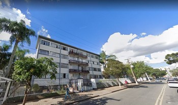 Condomínio Centro Habitacional Vila Romana em Curitiba