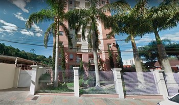 Imagem de fundo do Condomínio Classic Tower Residence em Blumenau