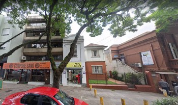 Condomínio Comercial Pentagonal em Porto Alegre