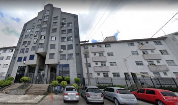 Condomínio Conjunto Comercial Estação Alferes Poli em Curitiba
