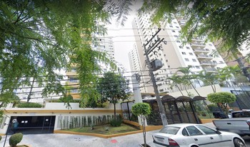 Condomínio Conjunto Luiz Matheus Alpiovezza em São Paulo