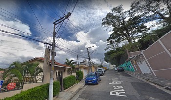 Condomínio Conjunto Residêncial Aldeia De Mancores em São Paulo
