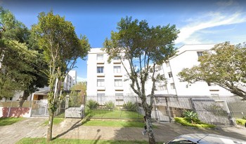 Condomínio Conjunto Residêncial Alfenas em Curitiba