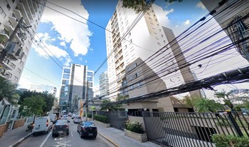 Condomínio Conjunto Residêncial Alice Solange em São Paulo