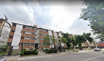 Condomínio Conjunto Residêncial Auetis -bloco D em São Paulo