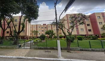 Condomínio Conjunto Residêncial Cassandoca Quadra 3 B em São Paulo