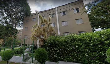 Condomínio Conjunto Residêncial Cassandoca Quadra Sete em São Paulo
