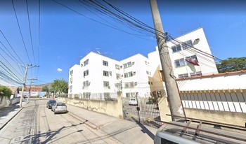 Condomínio Conjunto Residêncial Homero Silva em Rio De Janeiro