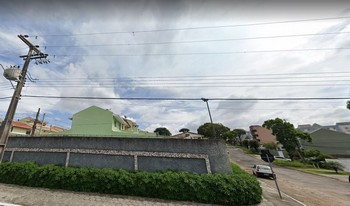 Condomínio Conjunto Residêncial Jardim Ubatuba em Curitiba