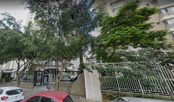 Condomínio Conjunto Residêncial Jardins Di Napoli em São Paulo