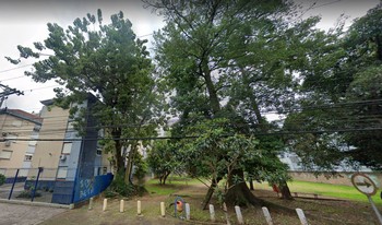 Condomínio Conjunto Residêncial Júlio Cezar em Porto Alegre
