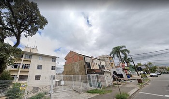 Condomínio Conjunto Residêncial Moradia Ubatuba Condomínio I em Curitiba