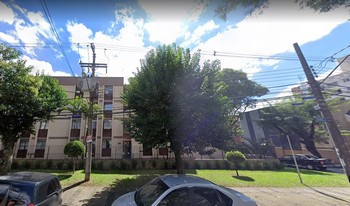 Condomínio Conjunto Residêncial Portão em Curitiba