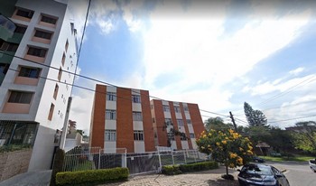 Condomínio Conjunto Residêncial Santa Barbara em Curitiba