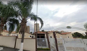 Condomínio Conjunto Residêncial Villar Do Paraíso em São Paulo