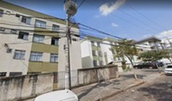 Condomínio Do Conj Habit Bairro Caiçaras Cond Geral em Belo Horizonte