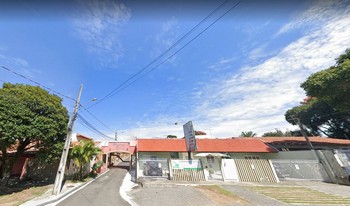 Condomínio Do Conjunto Residêncial Capri em Curitiba