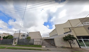 Condomínio Do Conjunto Residêncial Isabella em Curitiba