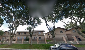 Condomínio Do Conjunto Residêncial Uberaba Iii em Curitiba