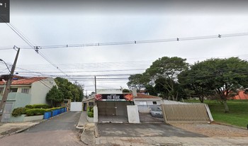 Condomínio Do Conjunto Residêncial Verde Vale em Curitiba