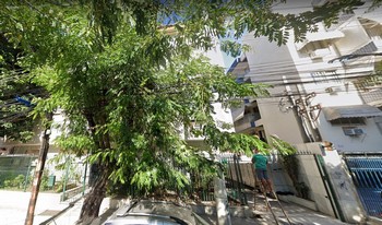 Condomínio Do Edifício Da Rua Oito Dezembro 375 Bloco B em Rio De Janeiro