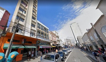 Condomínio Do Edifício Dona Leonor De Campos em Curitiba