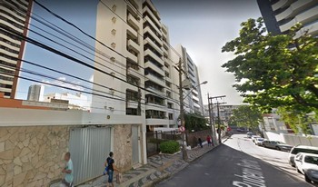 Condomínio Do Edifício Guarujá em Salvador