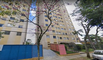 Condomínio Do Edifício Jardim Do Portão em Curitiba