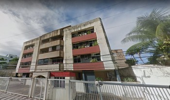 Condomínio Do Edifício Lago Sul em Salvador