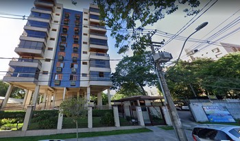 Condomínio Do Edifício Les Arcs em Porto Alegre