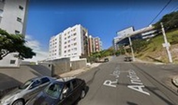 Condomínio Do Edifício Lucy Badaró em Belo Horizonte
