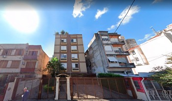 Condomínio Do Edifício Residêncial Jardim Santana em Porto Alegre