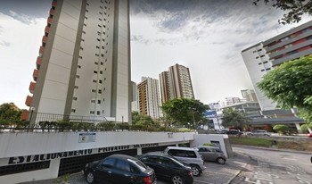 Condomínio Do Edifício Silverstone em Salvador