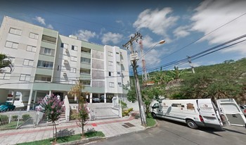 Imagem de fundo do Condomínio Do Edifício Trindade Iii em Florianópolis