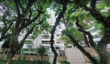 Imagem de fundo do Condomínio Do Edifício Villaggio Monte Bianco em Porto Alegre