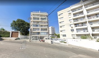 Condomínio Do Grupamento Residêncial Via Alto Mapendi 2 em Rio De Janeiro