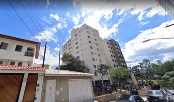 Condomínio E Edifício Luiza Tole em São Paulo