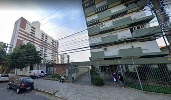 Condomínio Ed Le Grand Chalet em Porto Alegre